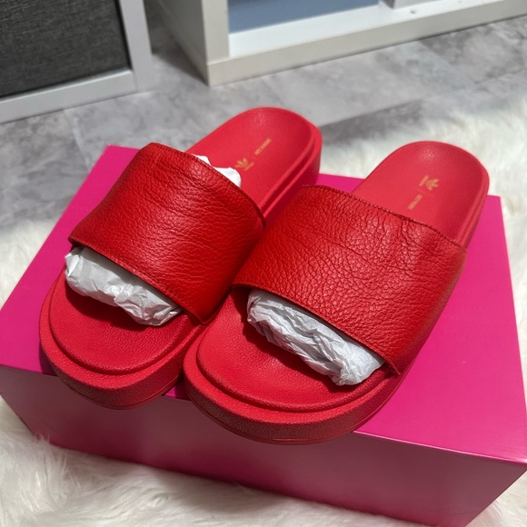 Ivy park Ivy Heart ❤️ slides - Picture 3 of 6
